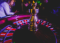 How Online Casinos Create Smooth Player Experiences