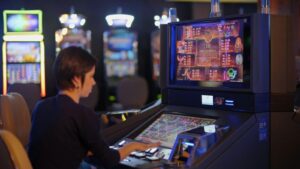 Which Crypto Casinos Combine Premium Slots with Fast Withdrawals?